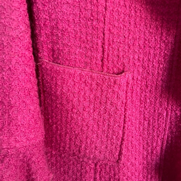 100% Wool Coat by Doncaster Collection - Picture 3 of 12